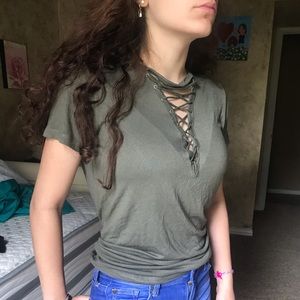 AMISU Olive green t-shirt